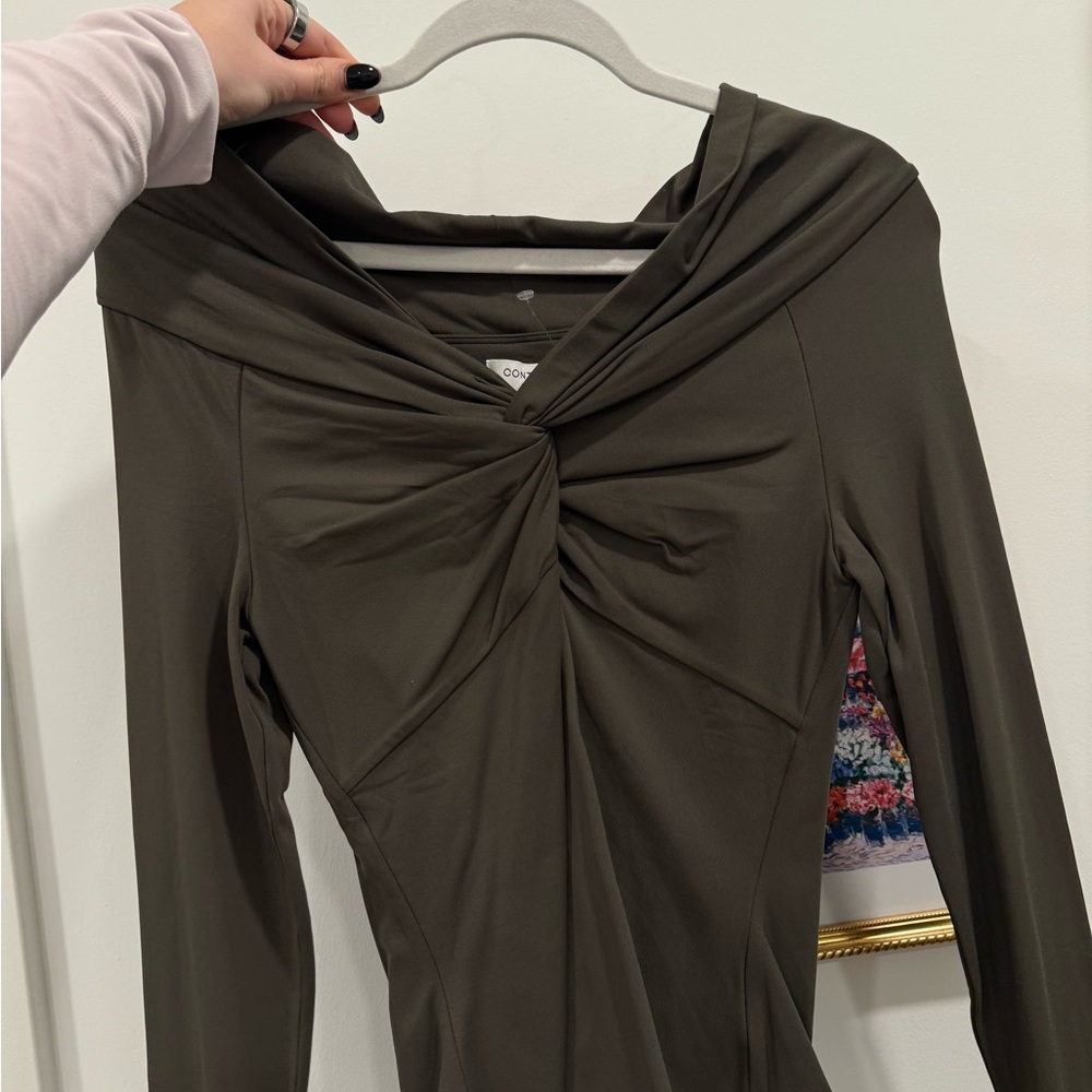 NWT Aritzia Dark Olive Long Sleeve Twist Front Off shoulder contour top